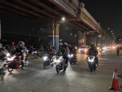 Lalin Kalimalang Bekasi Ramai Lancar Malam Ini, Pemudik Mulai Melintas