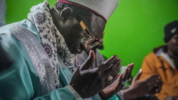 Masjid-masjid di New York Kesulitan Tampung Imigran Saat Ramadan