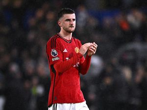 Malam Buruk Mason Mount di Stamford Bridge Malam Buruk Mason Mount di Stamford Bridge