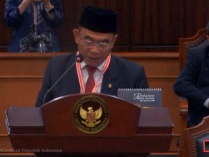 Di Sidang MK, Menko PMK Jelaskan Bansos Tak Dikhususkan di Satu Kementerian Di Sidang MK, Menko PMK Jelaskan Bansos Tak Dikhususkan di Satu Kementerian