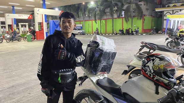 Pemudik pakai motor