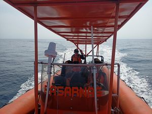 1 Penumpang Kapal dari Lombok ke Banyuwangi Jatuh di Perairan Buleleng 1 Penumpang Kapal dari Lombok ke Banyuwangi Jatuh di Perairan Buleleng