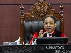 Muhadjir Berpendapat soal Pengaruh Kunker Jokowi, Ketua MK Langsung Menegur
