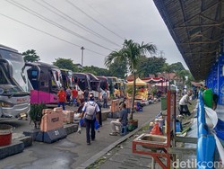 Pantauan Arus Balik di Terminal Kampung Rambutan