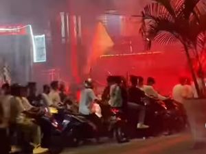 Viral Konvoi Remaja Bawa Bendera dan Nyalakan Petasan Ganggu Jalan di Ciledug