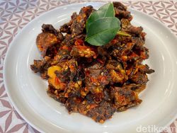 5 Tips Masak Paru Krispi Balado yang Gurih Pedas Buat Lebaran