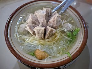 Mudik ke Banyuwangi? Jangan Lupa Mampir Cicip 5 Bakso Hits Ini