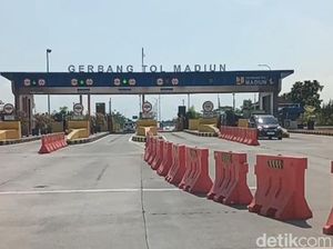 Kenaikan Volume Kendaraan di Exit Tol Madiun Capai 75 Persen H-5 Lebaran Kenaikan Volume Kendaraan di Exit Tol Madiun Capai 75 Persen H-5 Lebaran