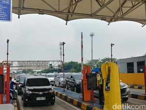 Diskon Tarif Tol Trans Jawa 10% Periode Natal-Tahun Baru, Cek Jadwalnya! Diskon Tarif Tol Trans Jawa 10% Periode Natal-Tahun Baru, Cek Jadwalnya!