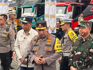 Bahagianya Peserta Mudik Gratis Polri: Saya Happy Sekeluarga! Bahagianya Peserta Mudik Gratis Polri: Saya Happy Sekeluarga!