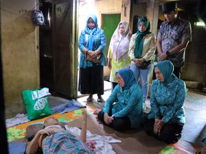 Pilu Lansia di Palembang Setahun Terbaring Sakit Tak Bisa Berobat