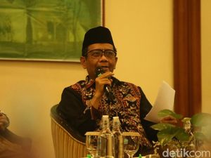 4 Menteri Beri Kesaksian di MK, Mahfud: Saya Serahkan ke Kuasa Hukum