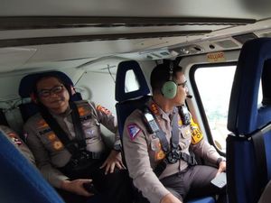 Polisi Pantau Mudik di Jatim dari Udara: Cukup Lancar, Masih Normal Polisi Pantau Mudik di Jatim dari Udara: Cukup Lancar, Masih Normal