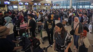 H-4 Lebaran, Pemudik Padati Bandara Soekarno Hatta