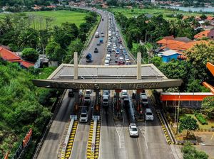 Tiket Penyeberangan Kapal Feri Merak-Bakauheni Habis sampai 8 April Tiket Penyeberangan Kapal Feri Merak-Bakauheni Habis sampai 8 April