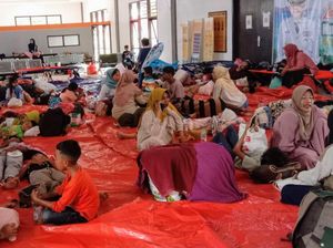 Pemudik di Pelabuhan Jangkar Telantar gegara Susah Dapat Tiket Online