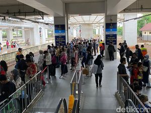 H-3 Lebaran, Penumpang Merasa Stasiun Manggarai Lebih Sepi dari Biasanya H-3 Lebaran, Penumpang Merasa Stasiun Manggarai Lebih Sepi dari Biasanya