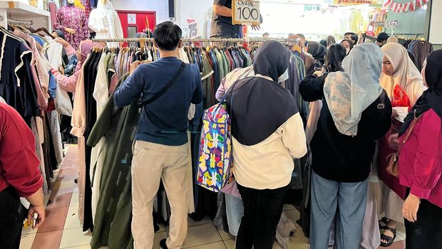Suasana kios busana muslim di Pasar Tanah Abang hari ini (Rumondang/detikcom)