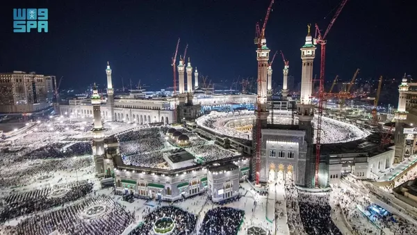 Jutaan Umat Islam Penuhi Masjidil Haram pada Malam ke-27 Ramadan