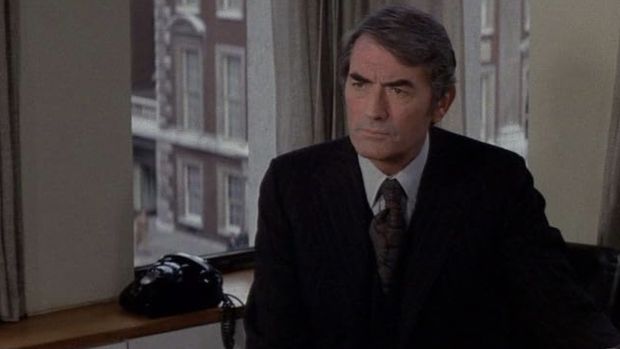 The Omen (1976) Pada Omen 1976, sosok Robert Thorn diperankan oleh Gregory Peck.