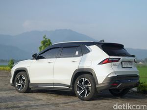 Mobil Hybrid Dapat Insentif PPnBM, Harga Bisa Turun Segini Mobil Hybrid Dapat Insentif PPnBM, Harga Bisa Turun Segini