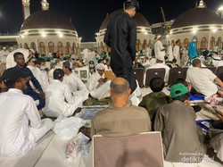 Kisah Pesta Kebun di Atap Masjidil Haram