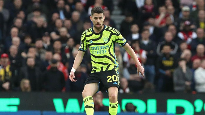 BRIGHTON, ENGLAND - APRIL 6: Jorginho of Arsenal during the Premier League match between Brighton & Hove Albion and Arsenal FC at American Express Community Stadium on April 6, 2024 in Brighton, England.(Photo by Crystal Pix/MB Media/Getty Images)