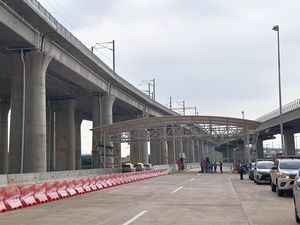 Akses Tol ke Stasiun Kereta Cepat Whoosh Halim Dibuka, Ini Jam Operasionalnya Akses Tol ke Stasiun Kereta Cepat Whoosh Halim Dibuka, Ini Jam Operasionalnya