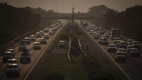 Potret Arus Mudik Tol Trans Jawa pada H-3 Lebaran