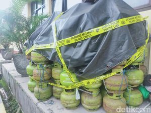 Aksi Curang 2 Pria Cianjur Oplos Gas LPG Bersubsidi