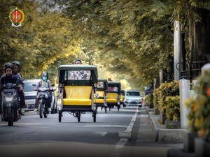 Go Green Banget! Becak Listrik Gantikan Bentor yang Berasap di Malioboro Go Green Banget! Becak Listrik Gantikan Bentor yang Berasap di Malioboro