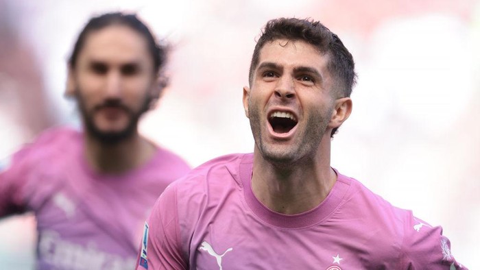 MILAN, ITALY - APRIL 06: Christian Pulisic of AC Milan celebrates after scoring to give the side a 1-0 lead during the Serie A TIM match between AC Milan and US Lecce - Serie A TIM at Stadio Giuseppe Meazza on April 06, 2024 in Milan, Italy. (Photo by Jonathan Moscrop/Getty Images)