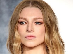 Artis Transgender Tak Terima Paspor Barunya Tertera Jenis Kelamin Laki-laki