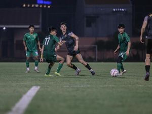Liga 1: Paulo Henrique Cetak Hattrick dalam Internal Game Persebaya Liga 1: Paulo Henrique Cetak Hattrick dalam Internal Game Persebaya