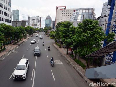 Jalanan Kota Surabaya Lengang  Jelang Lebaran