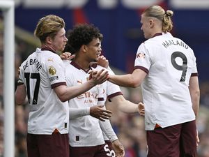 Pep Tantang Pemain City: Treble Lagi Yuk!