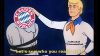Manchester United ikut kena senggol: Bayern yang kalah melawan Heidenheim rupanya MU yang sedang menyamar! Foto: dok. Internet/X (Twitter)