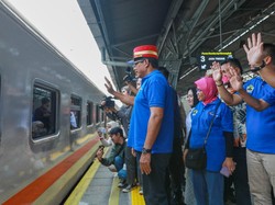 Pemprov Jateng Berangkatkan 1.088 Pemudik Naik Kereta Gratis dari Jakarta
