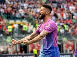 Digosipkan ke LAFC, Giroud Tegaskan Bangga Bela Milan