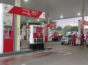Pertamina Imbau Pemudik Isi Bensin di Luar Pelabuhan, Cegah Antrean di Merak