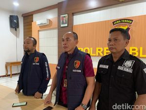 Pria ODGJ Blora Gorok Adik hingga Tewas Dibawa ke RSJ Solo Pria ODGJ Blora Gorok Adik hingga Tewas Dibawa ke RSJ Solo