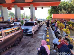 Masih Macet Pagi Ini, Pemudik Cerita dari Jakbar ke Merak Makan Waktu 12 Jam