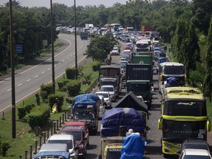 Video: Jelang Mudik, DPR Minta Ada Diskon Tiket Pesawat-Antisipasi Mobil Zombie