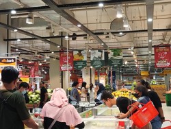 Makin Ramai, Transmart Full Day Sale Gerai Kota Kasablanka Diserbu Pengunjung!