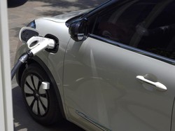 Beli Mobil Listrik di Agustus 2024 Banyak Untungnya Lho...