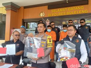 Dua Pemalsu STNK Ditangkap Polres Buleleng, Beroperasi Delapan Bulan Dua Pemalsu STNK Ditangkap Polres Buleleng, Beroperasi Delapan Bulan