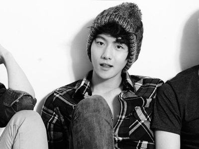 Lihat Lagi Foto-foto Debut EXO 12 Tahun Lalu