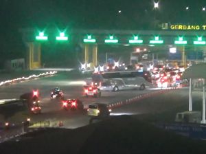 GT Cikampek Utama Malam Ini Ramai Lancar GT Cikampek Utama Malam Ini Ramai Lancar