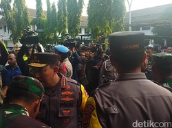 Kecelakaan Tol Cikampek, Kapolri-Panglima TNI-Menhub Datangi RSUD Karawang