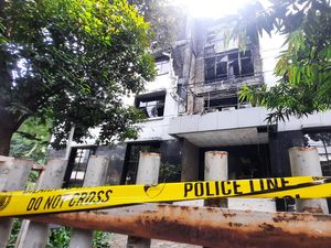 Kondisi Kantor LBH-YLBHI Pagi Ini Usai Kebakaran Semalam